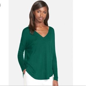 Trouve emerald green vneck sweater - M